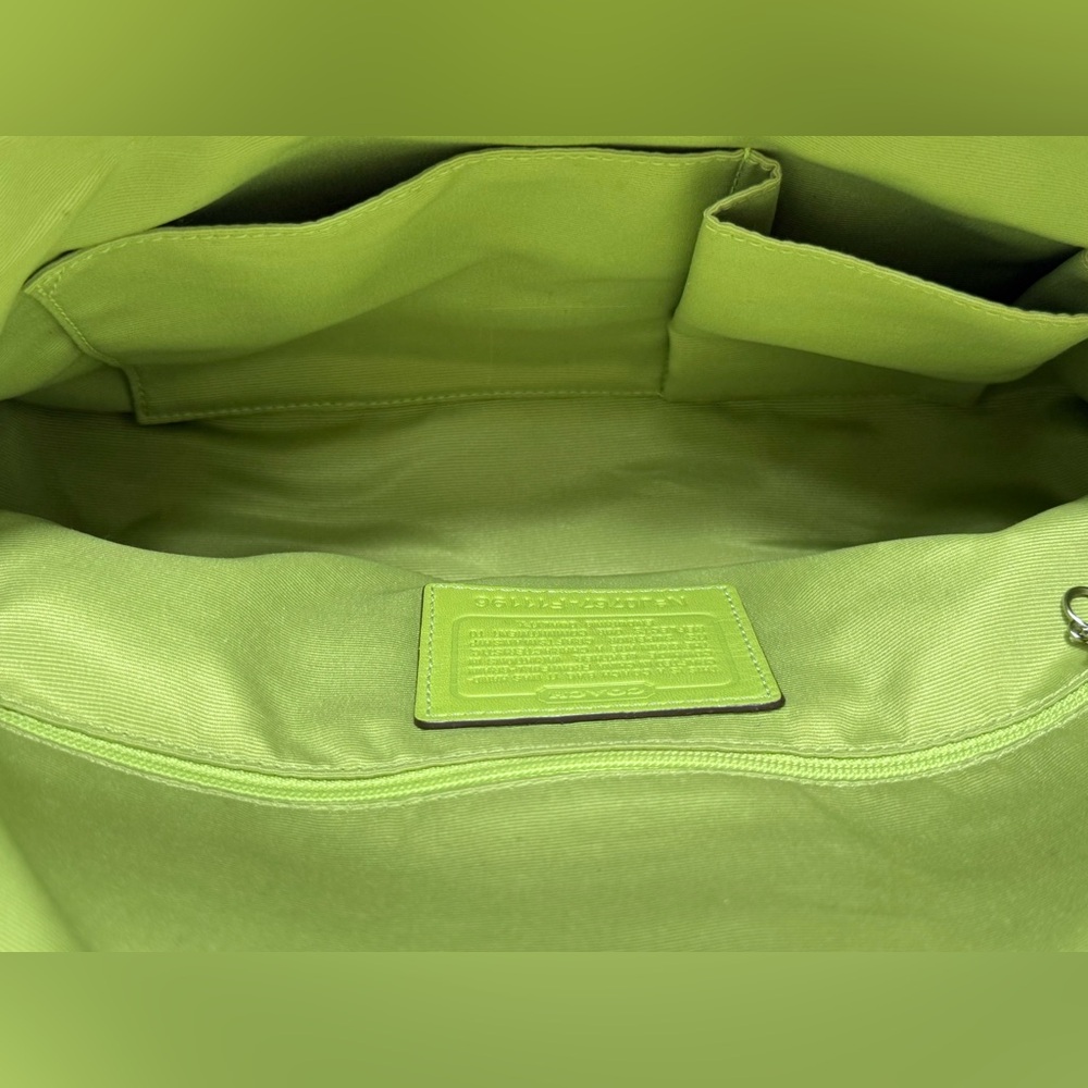Vintage Coach Buckle Flap Shoulder Bag Soho Pistachio Green Leather F1196 - Picture 12 of 14